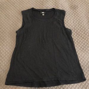 Black loose tank